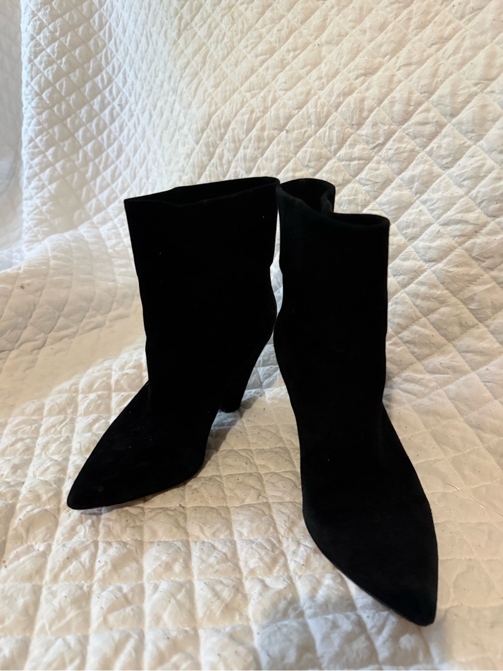 Vince Camuto Black Pointed Toe Suede Ankle Boots - Women